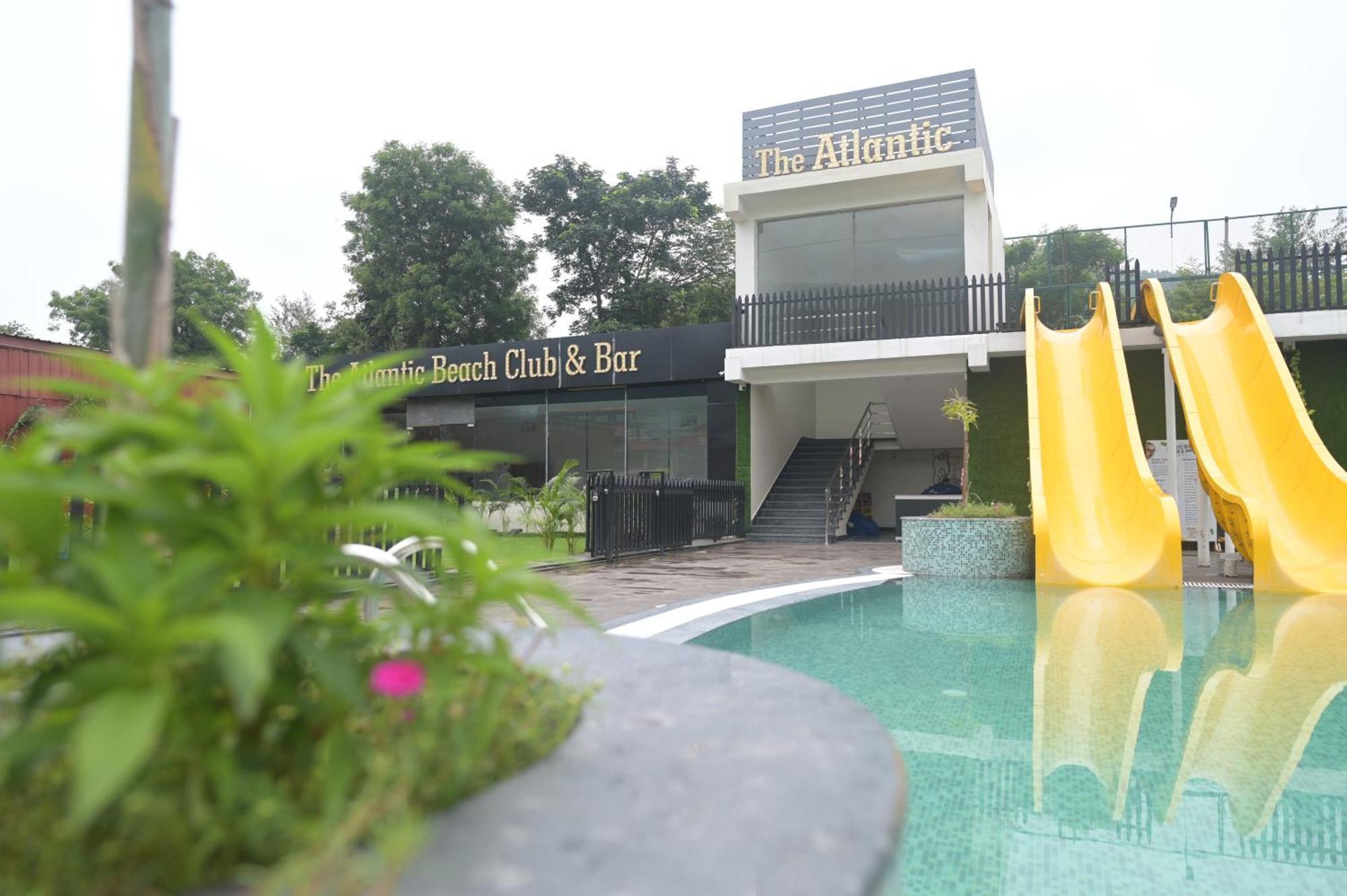 The Wave International Resort Bundu Exterior photo